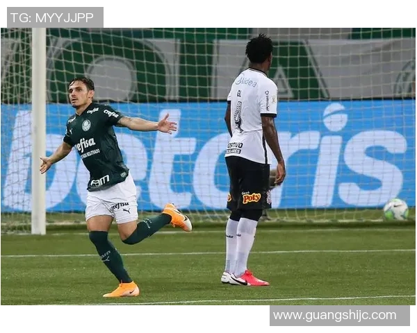 巴勒斯足球明星的崛起与荣耀背后的故事与成就分析