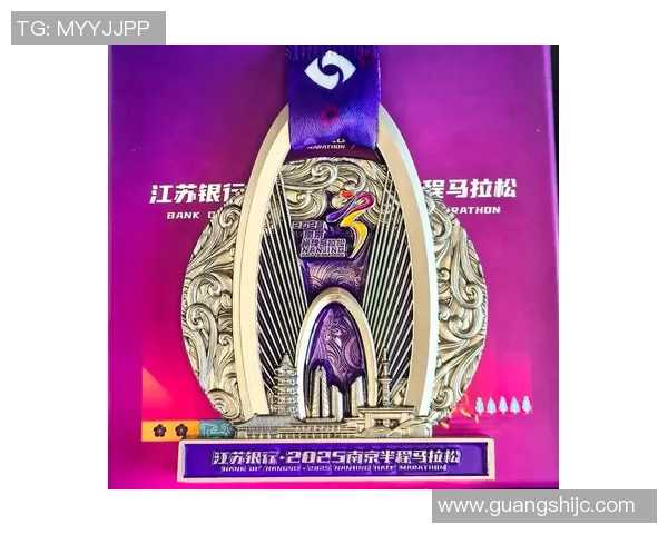 南京城市马拉松评析：飞盘队展现速度与团队协作的完美结合